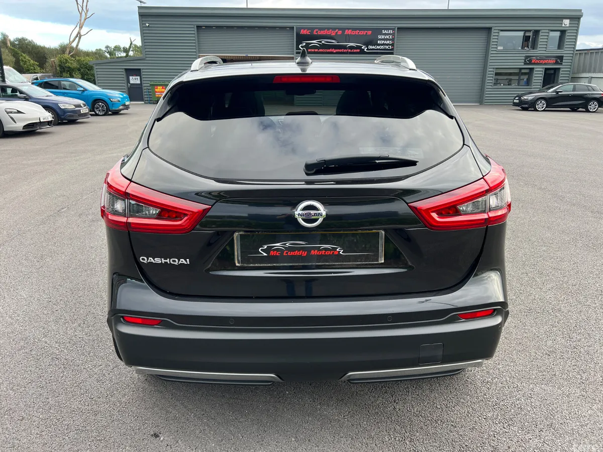 Nissan Qashqai SUV, Diesel, 2018, Black