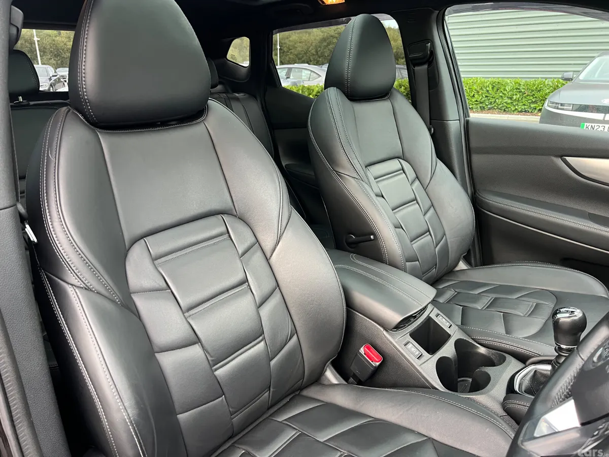 Nissan Qashqai SUV, Diesel, 2018, Black