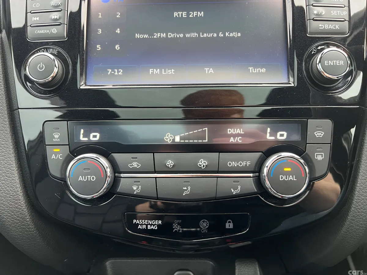Nissan Qashqai SUV, Diesel, 2018, Black