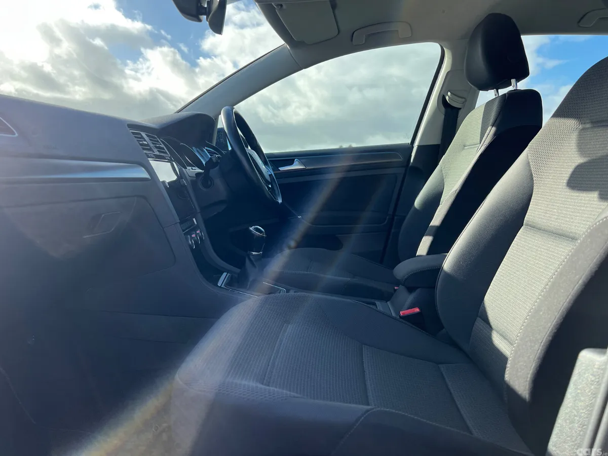 Volkswagen Golf Hatchback, Diesel, 2018, Blue