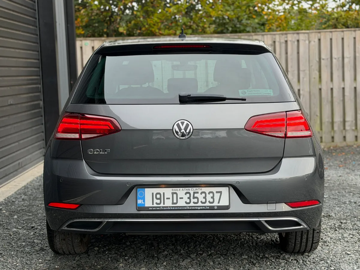 Volkswagen Golf Estate, Petrol, 2019, Grey