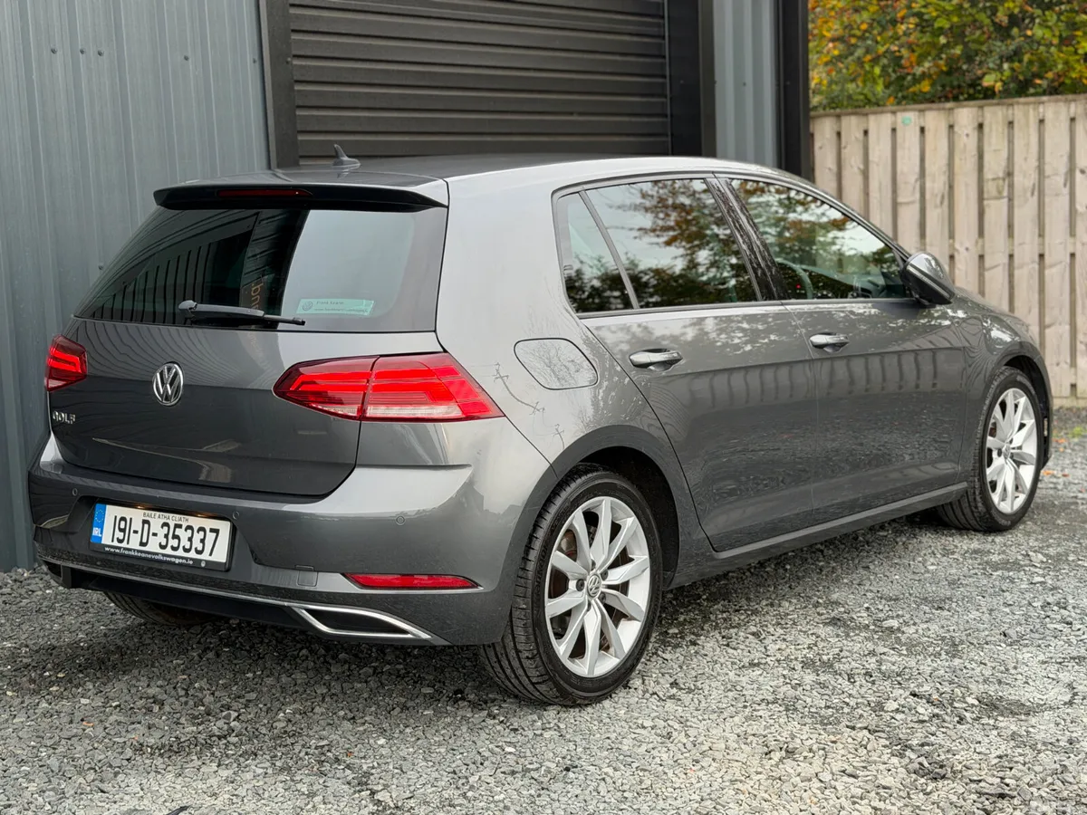 Volkswagen Golf Estate, Petrol, 2019, Grey