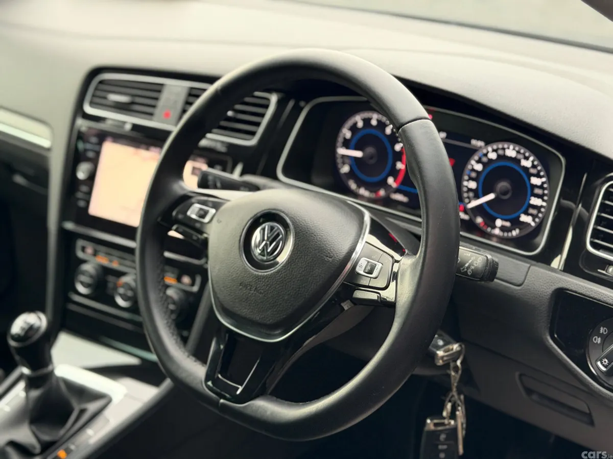 Volkswagen Golf Estate, Petrol, 2019, Grey