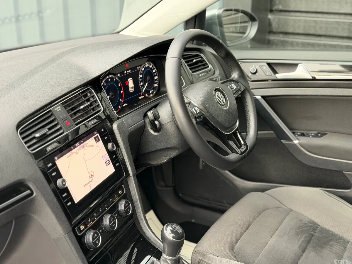 Volkswagen Golf Estate, Petrol, 2019, Grey