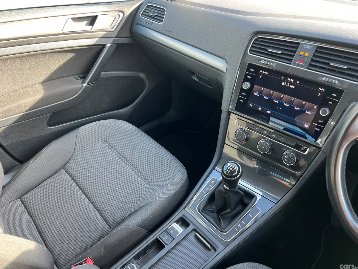 Volkswagen Golf Hatchback, Diesel, 2018, Blue