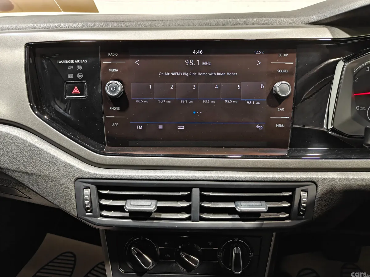 Volkswagen Polo Hatchback, Petrol, 2019, White