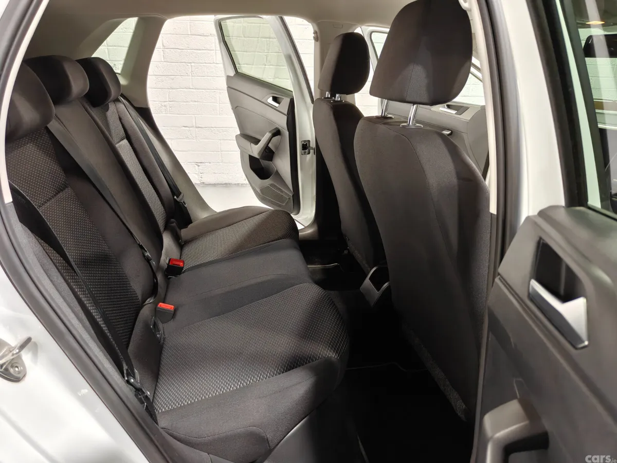 Volkswagen Polo Hatchback, Petrol, 2019, White