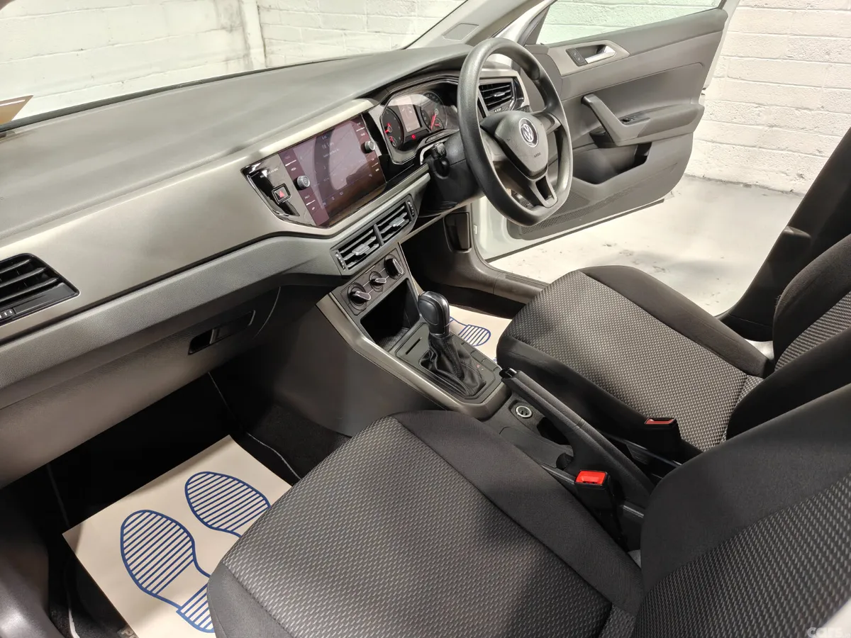 Volkswagen Polo Hatchback, Petrol, 2019, White