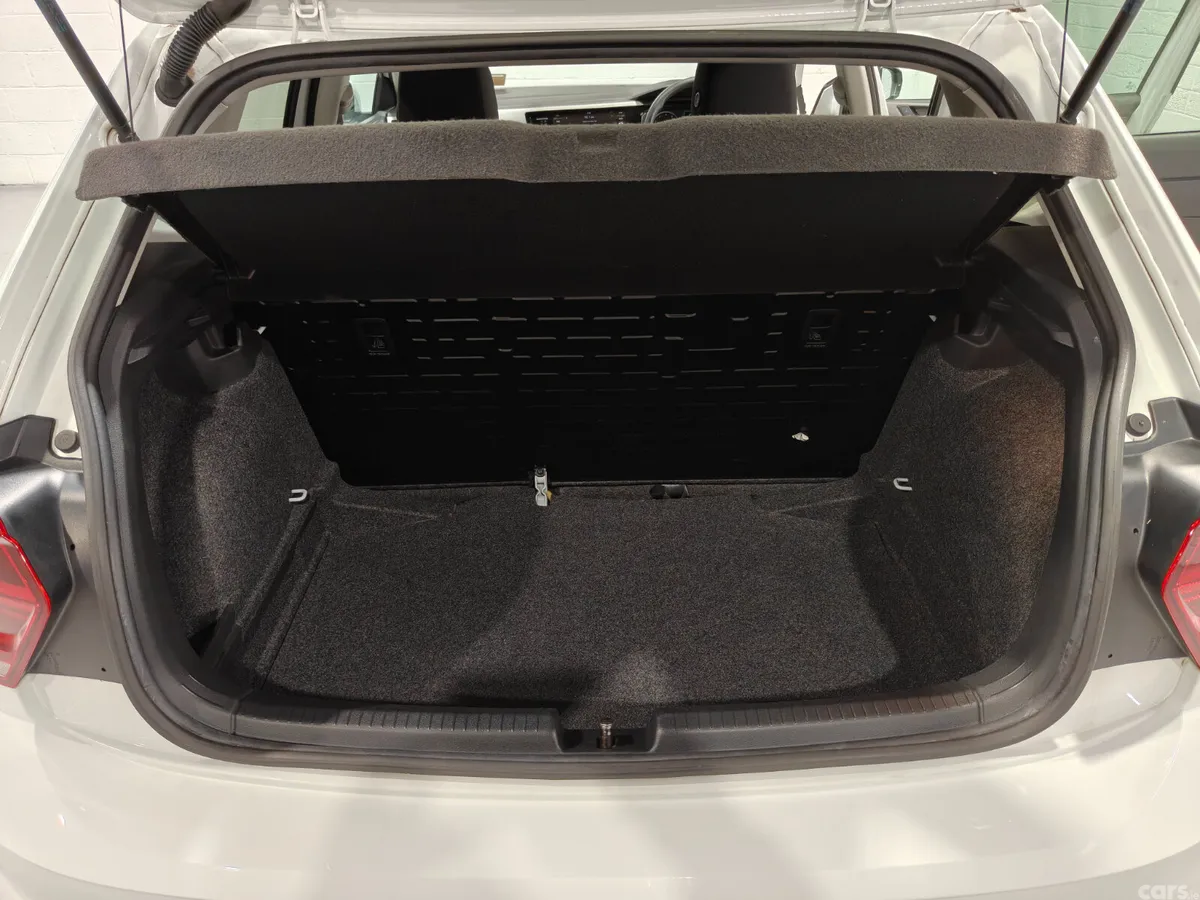 Volkswagen Polo Hatchback, Petrol, 2019, White