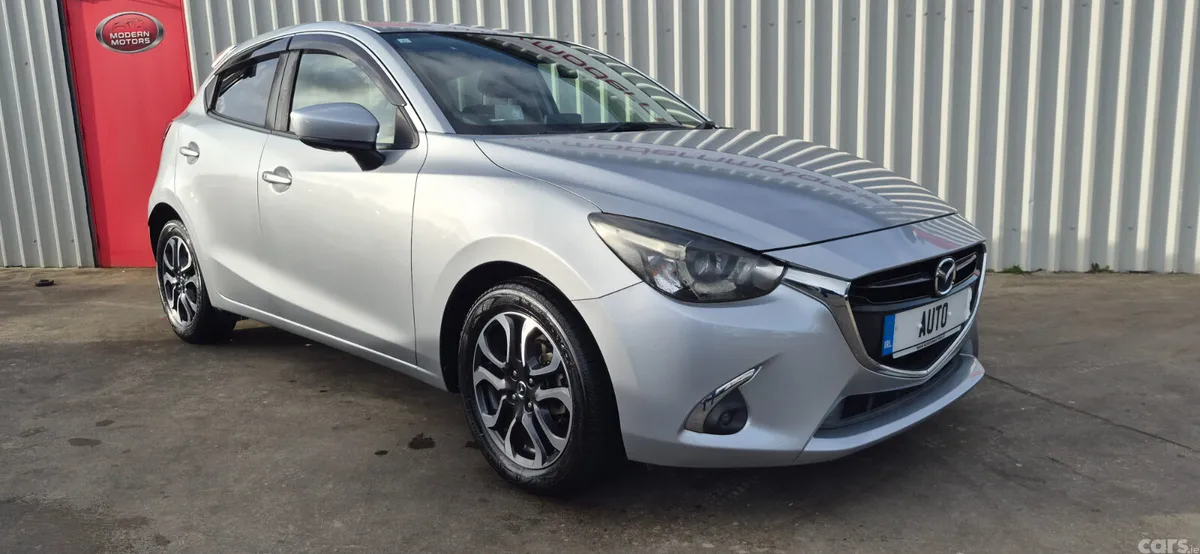 Mazda Mazda2 Hatchback, Diesel, 2017, Silver