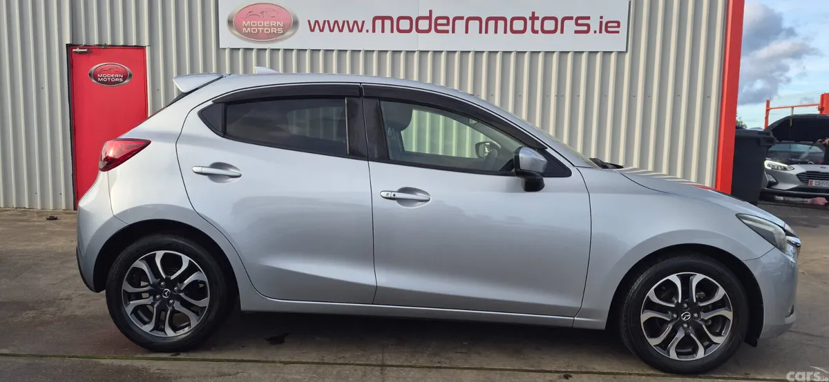 Mazda Mazda2 Hatchback, Diesel, 2017, Silver