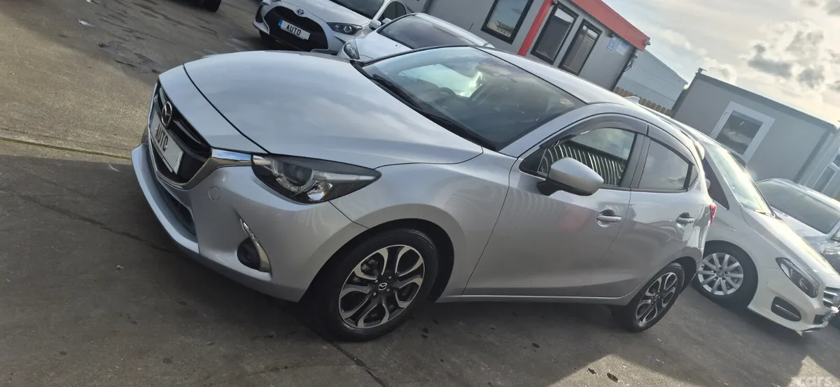 Mazda Mazda2 Hatchback, Diesel, 2017, Silver