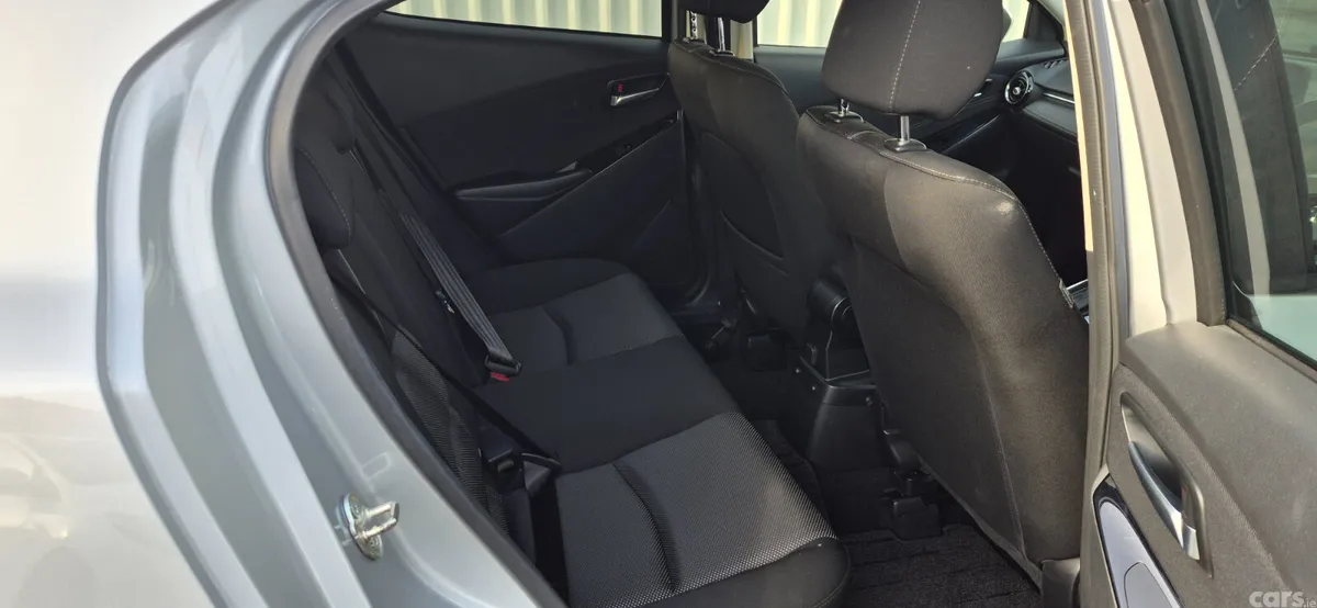 Mazda Mazda2 Hatchback, Diesel, 2017, Silver