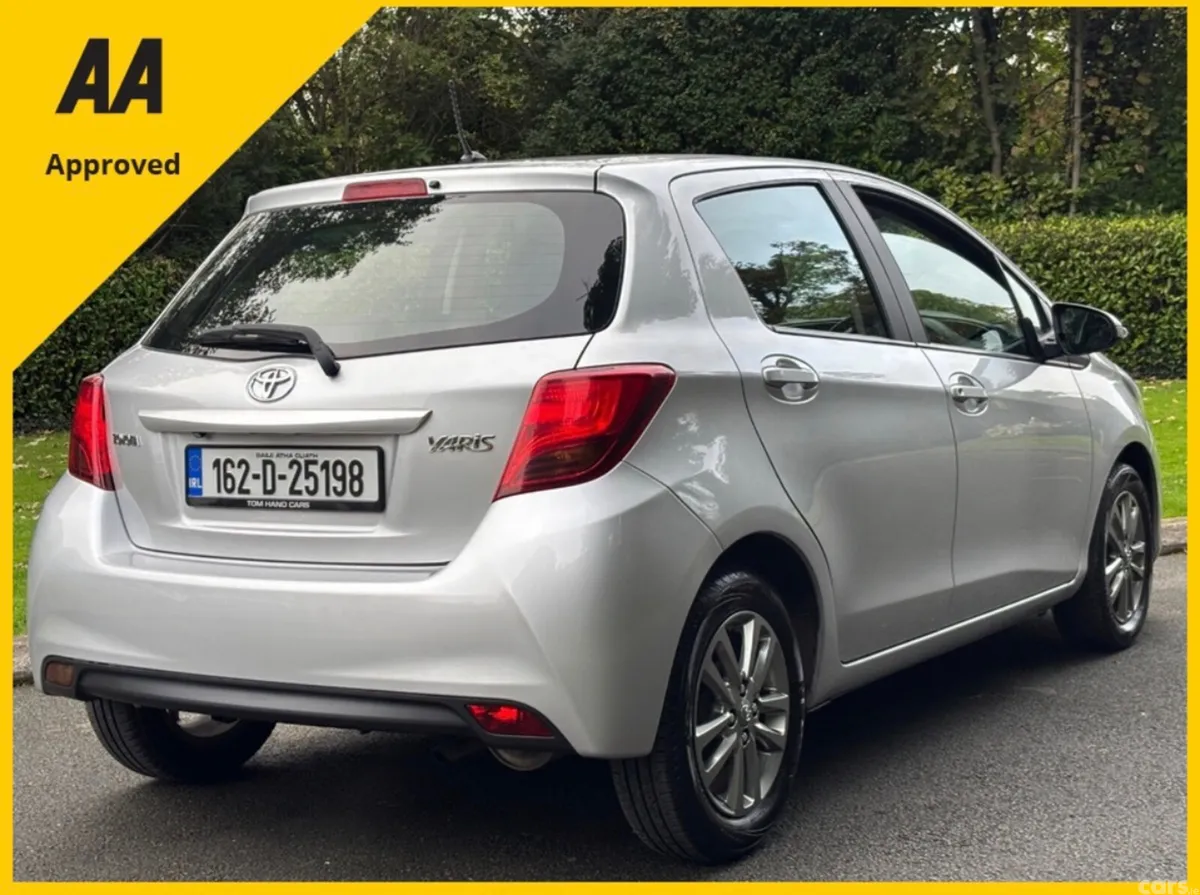 Toyota Yaris Hatchback, Petrol, 2016, Grey