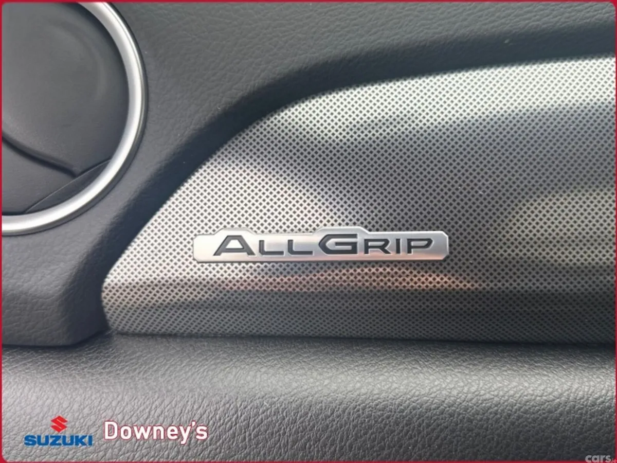 Suzuki Vitara SUV, Petrol, 2026, Grey