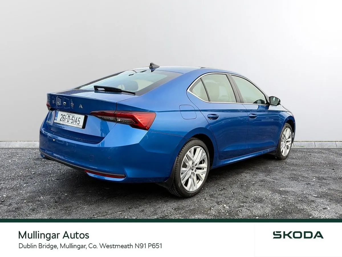 Skoda Octavia Saloon, Diesel, 2026, Blue