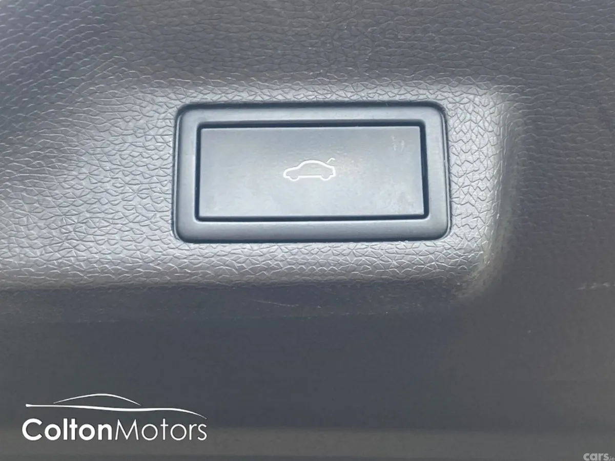 Volkswagen ID.Buzz MPV, Electric, 2023, Orange