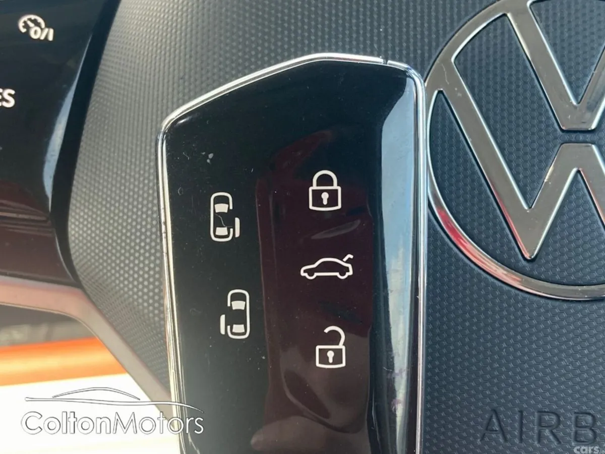 Volkswagen ID.Buzz MPV, Electric, 2023, Orange