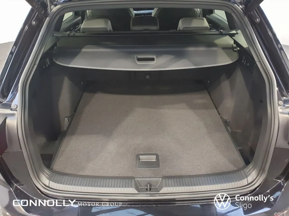Volkswagen Golf Estate, Petrol Hybrid, 2021, Black