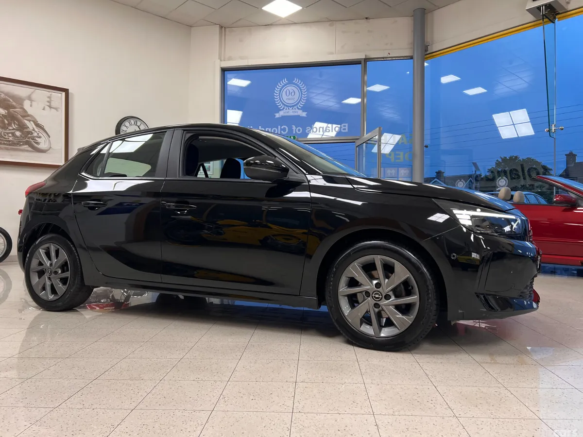 Opel Corsa Hatchback, Petrol, 2025, Black