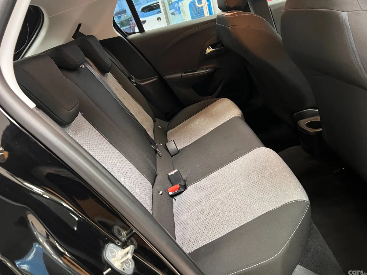 Opel Corsa Hatchback, Petrol, 2025, Black