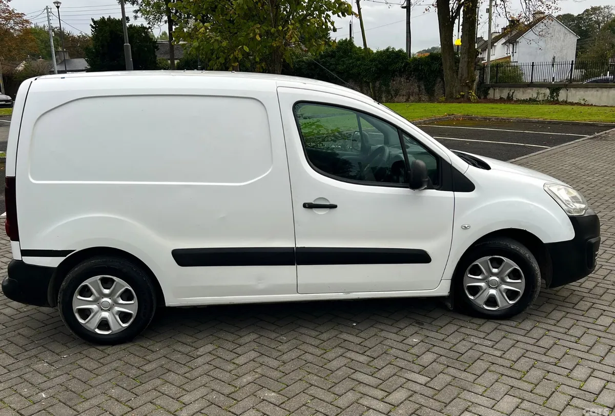 Citroen Berlingo Van, Diesel, 2017, White