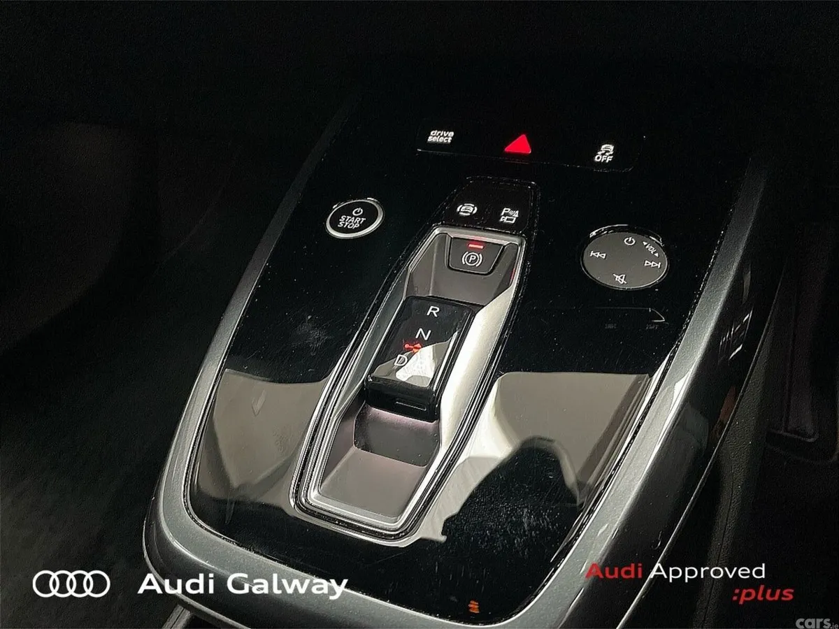 Audi Q4 e-tron SUV, Electric, 2023, Black
