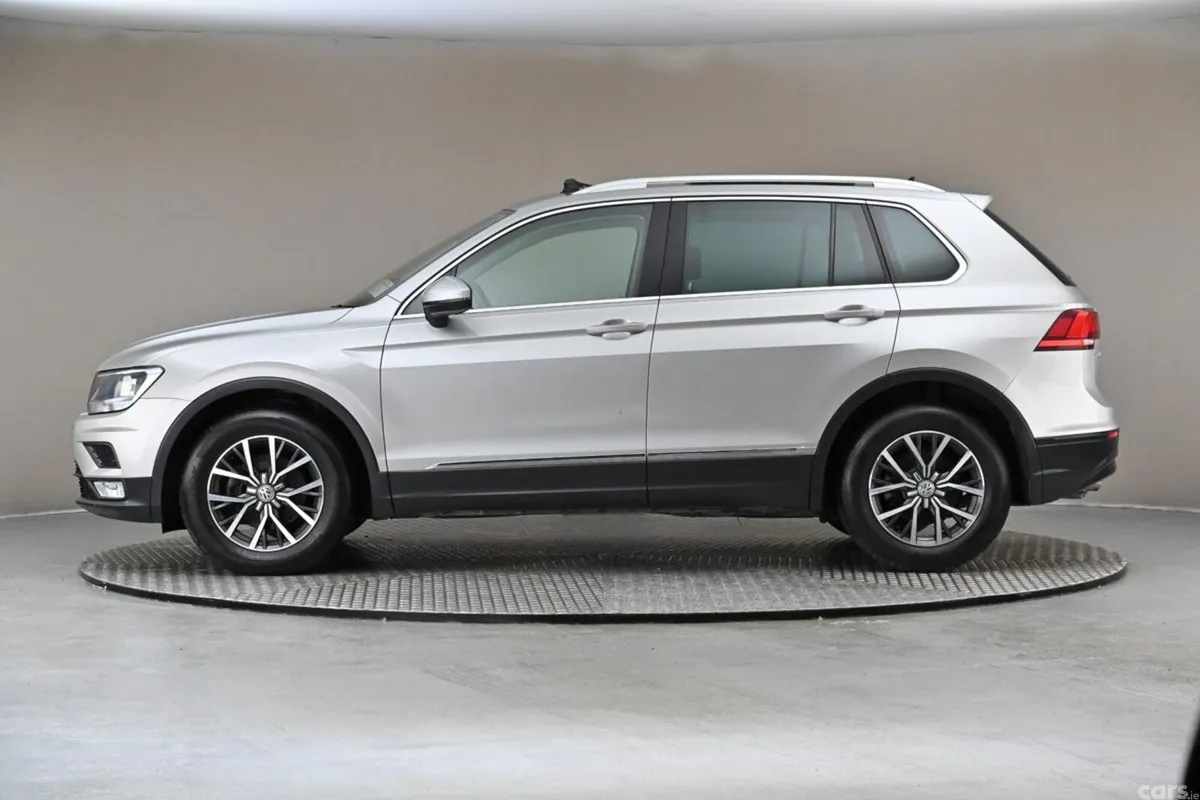 Volkswagen Tiguan SUV, Diesel, 2017, Grey