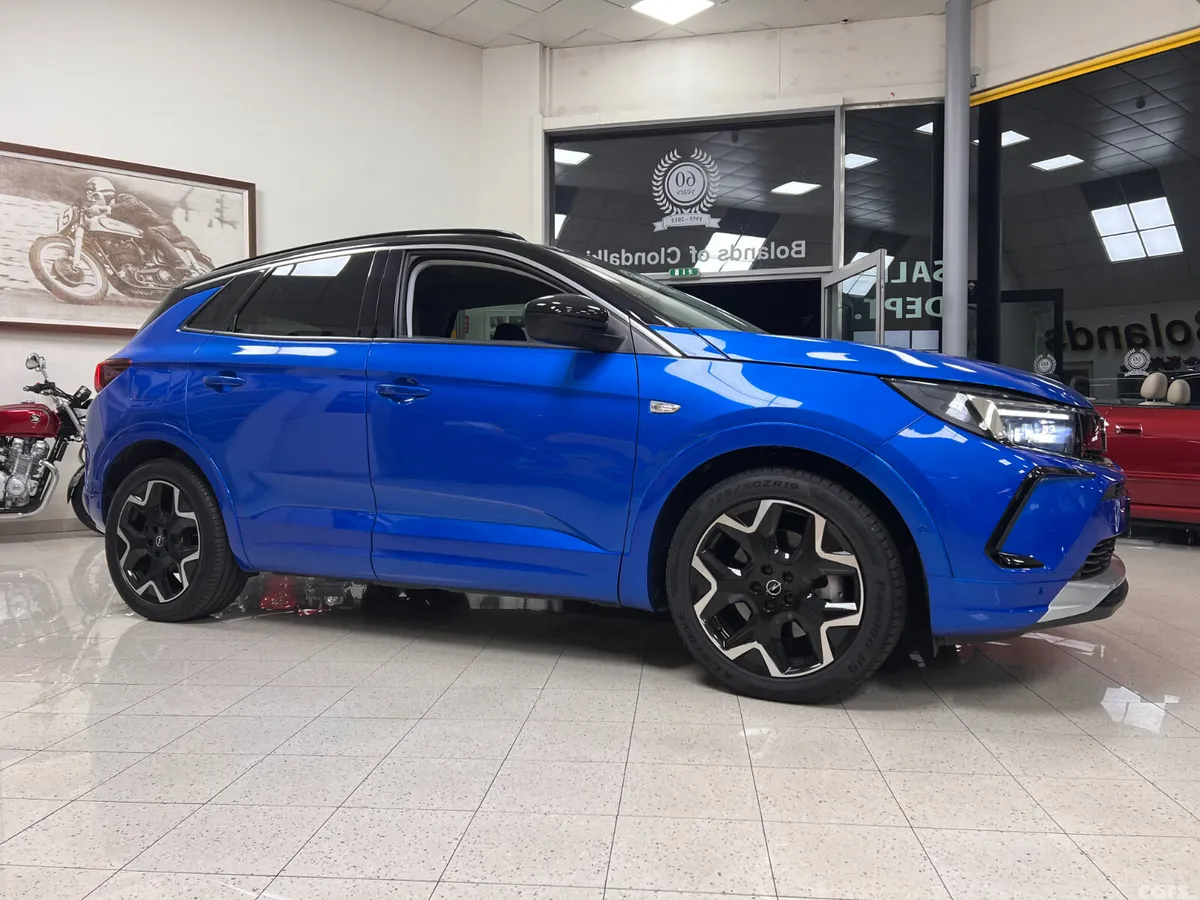 Opel Grandland X SUV, Petrol Plug-in Hybrid, 2023, Blue