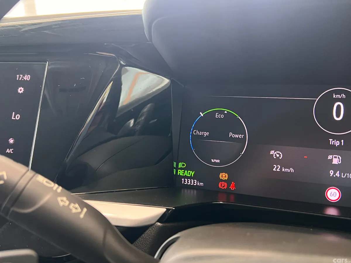 Opel Grandland X SUV, Petrol Plug-in Hybrid, 2023, Blue