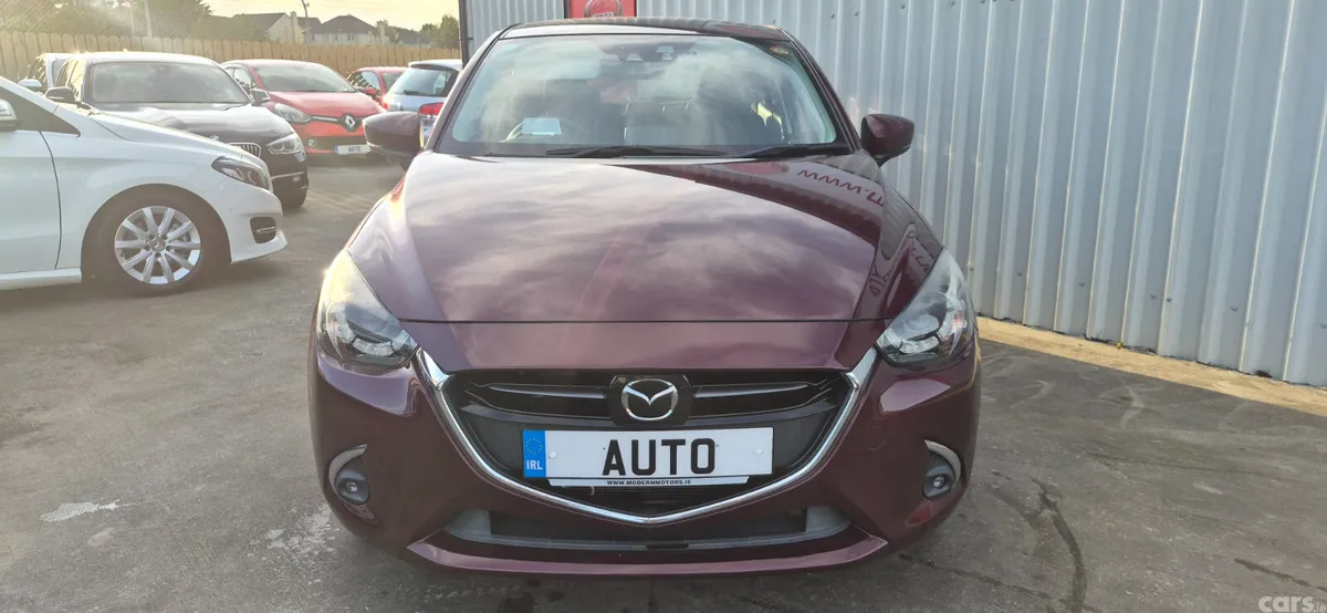 Mazda Mazda2 Hatchback, Diesel, 2017, Red