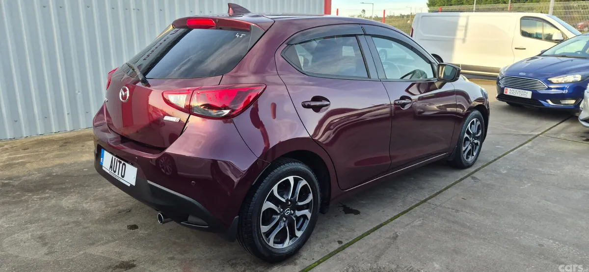 Mazda Mazda2 Hatchback, Diesel, 2017, Red