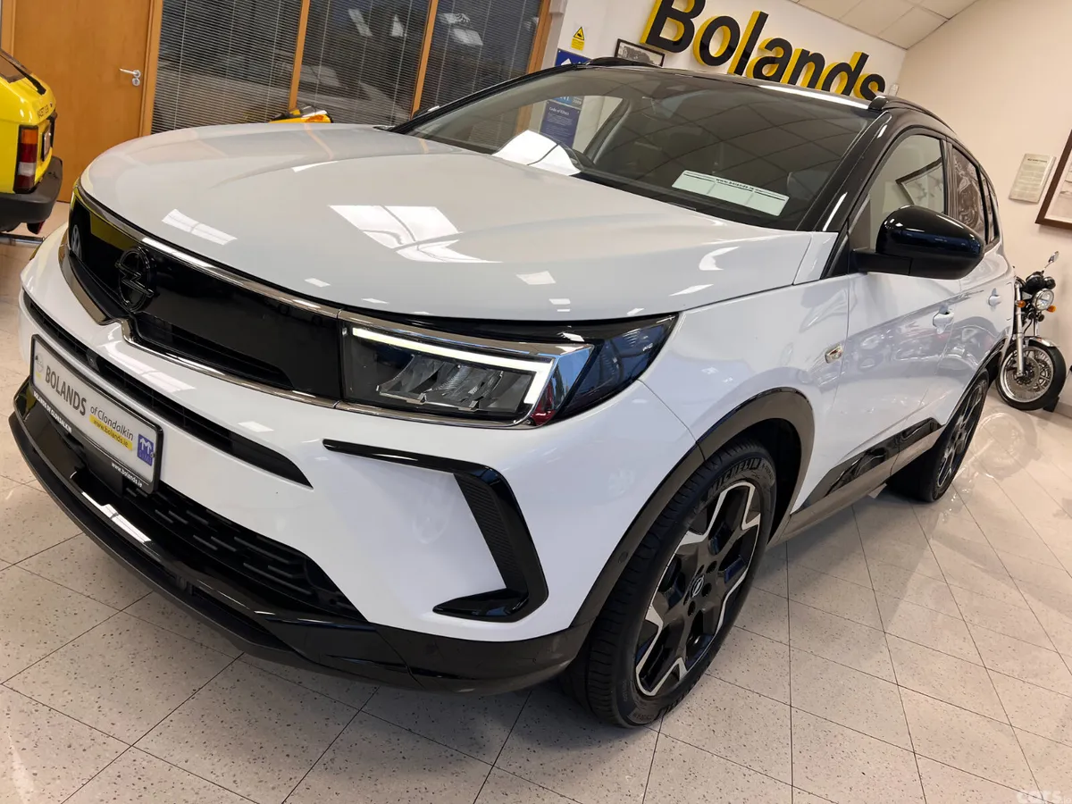 Opel Grandland X SUV, Petrol Plug-in Hybrid, 2024, White