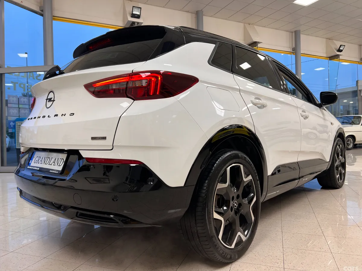 Opel Grandland X SUV, Petrol Plug-in Hybrid, 2024, White