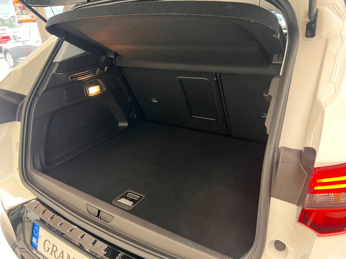 Opel Grandland X SUV, Petrol Plug-in Hybrid, 2024, White