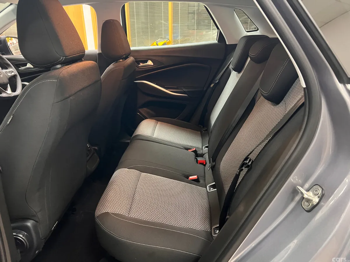 Opel Grandland X SUV, Diesel, 2024, Grey