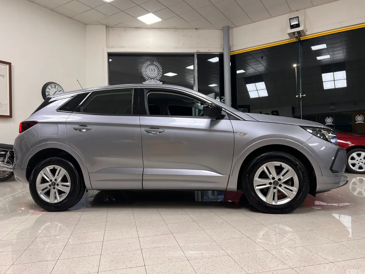 Opel Grandland X SUV, Diesel, 2024, Grey