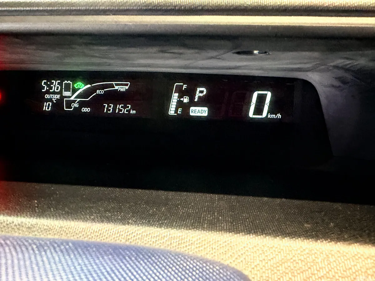 Toyota Aqua Hatchback, Petrol Hybrid, 2016, Grey