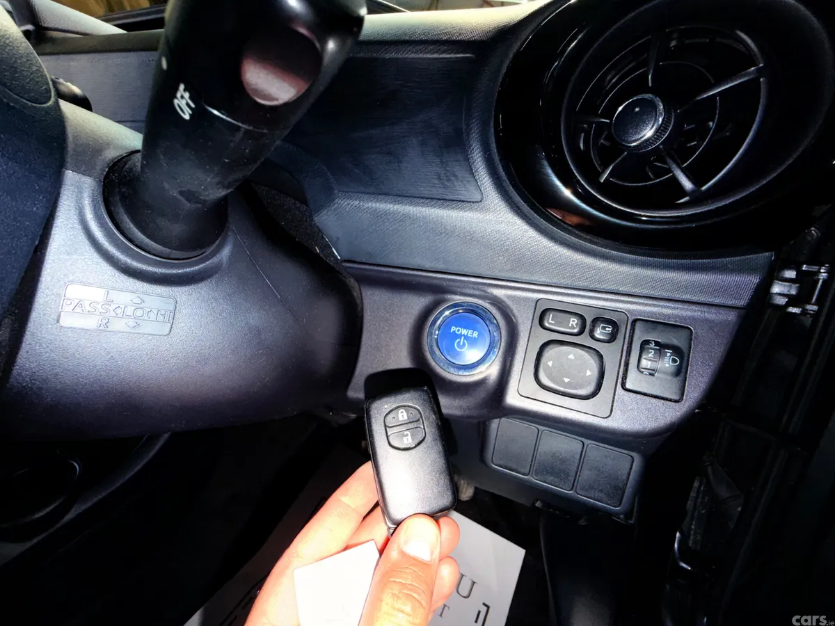 Toyota Aqua Hatchback, Petrol Hybrid, 2016, Grey