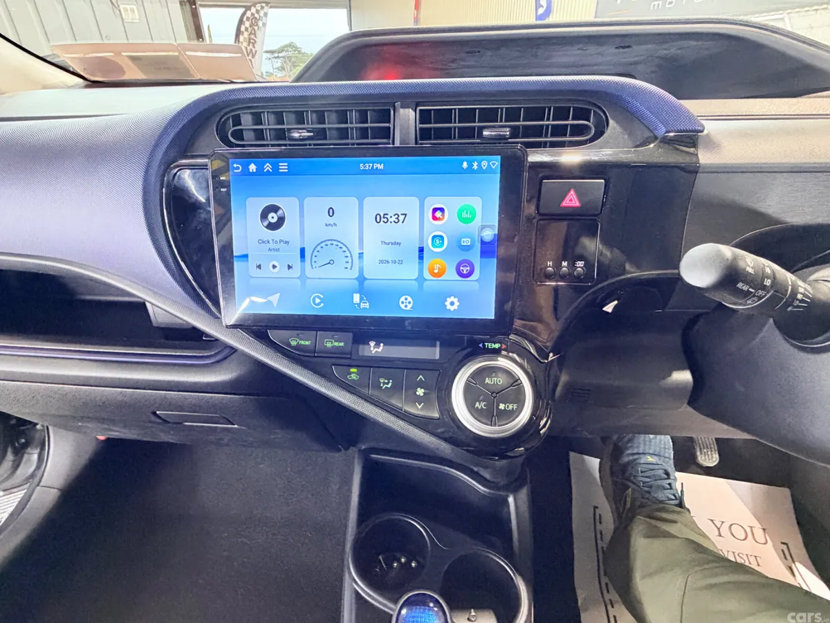Toyota Aqua Hatchback, Petrol Hybrid, 2016, Grey