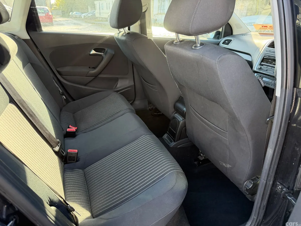 Volkswagen Polo Hatchback, Petrol, 2013, Black