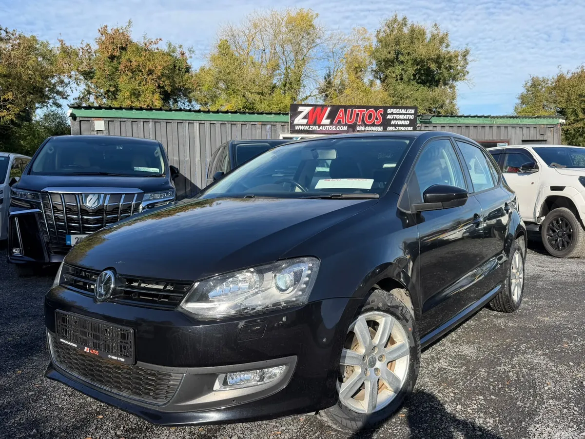 Volkswagen Polo Hatchback, Petrol, 2013, Black