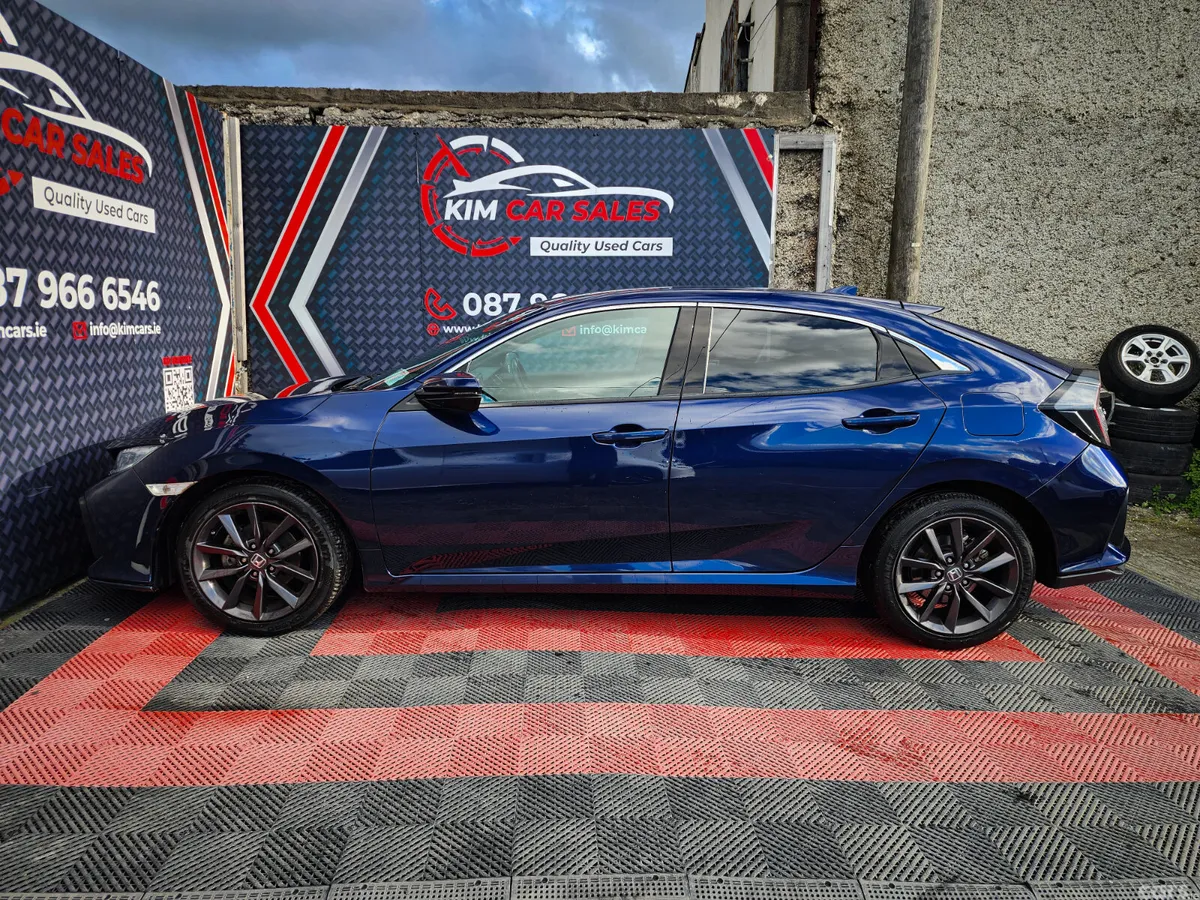 Honda Civic Hatchback, Petrol, 2022, Blue