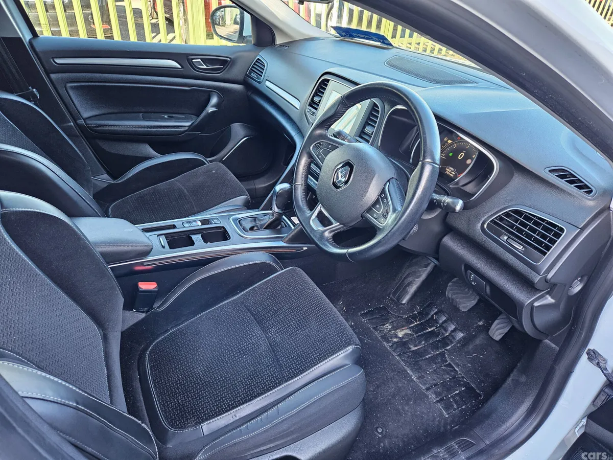 Renault Megane Estate, Diesel, 2017, White