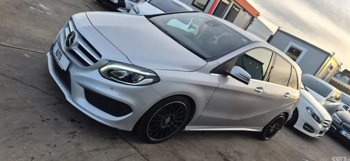 Mercedes-Benz B-Class MPV, Petrol, 2015, Silver