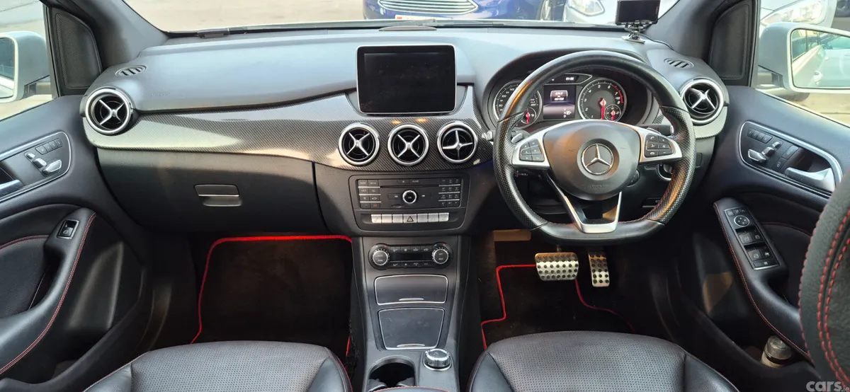 Mercedes-Benz B-Class MPV, Petrol, 2015, Silver
