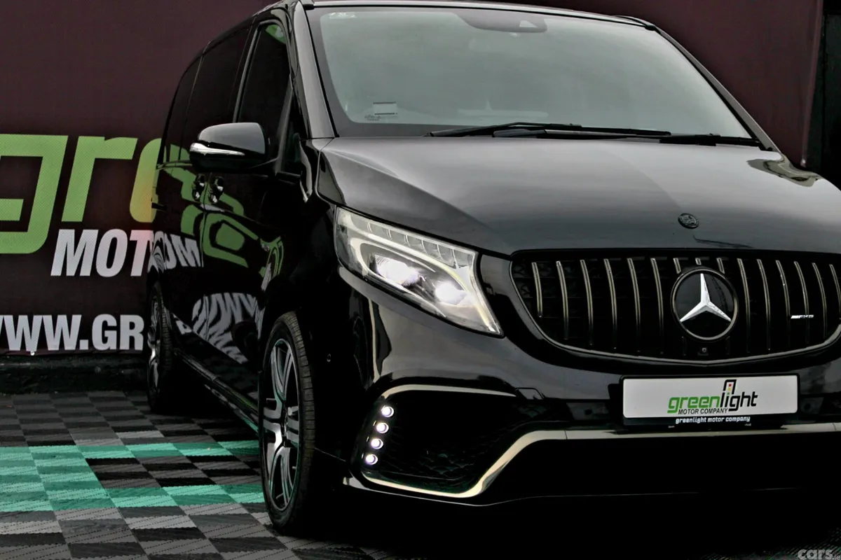 Mercedes-Benz V-Class MPV, Diesel, 2016, Black