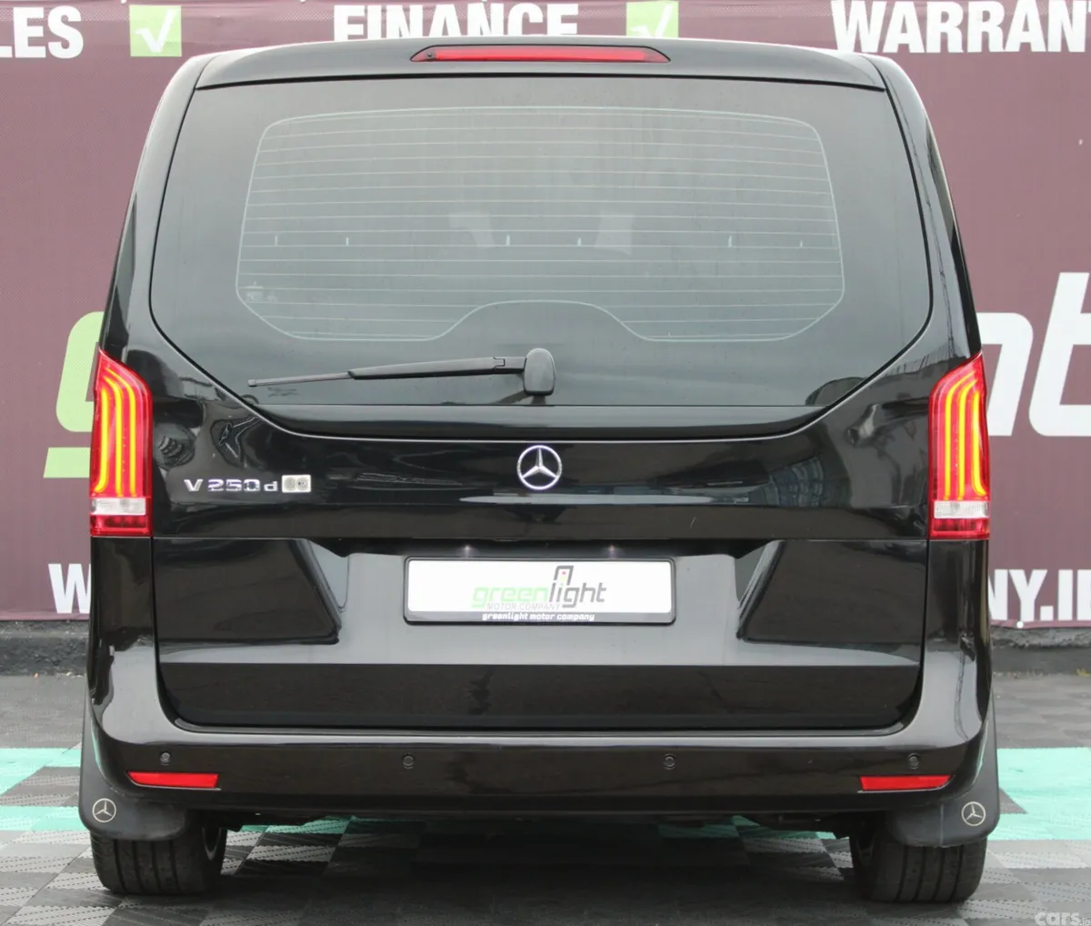 Mercedes-Benz V-Class MPV, Diesel, 2016, Black