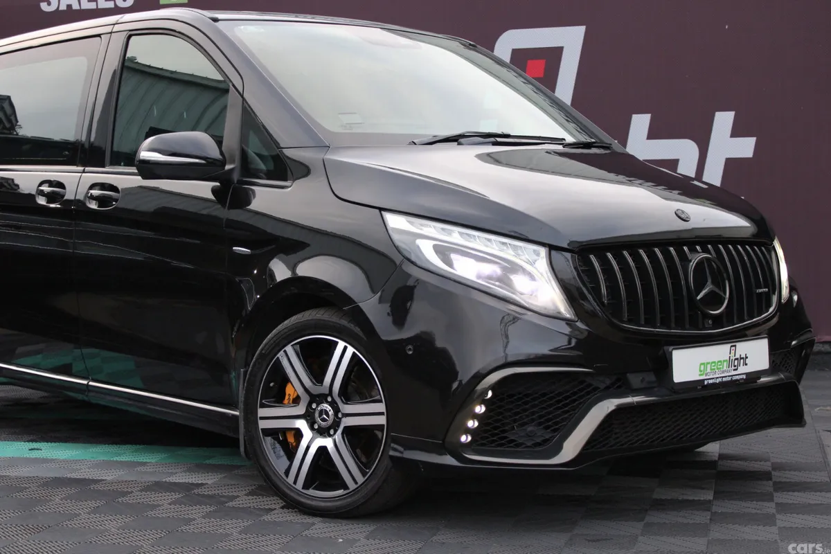 Mercedes-Benz V-Class MPV, Diesel, 2016, Black