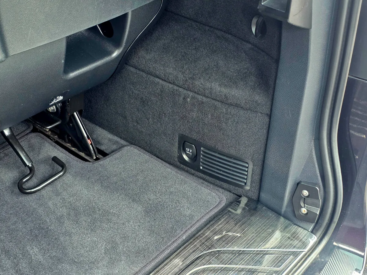 Mercedes-Benz V-Class MPV, Diesel, 2016, Black